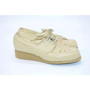 P. W. Minor Orthopedic Beige Lace Up Comfort Shoe
